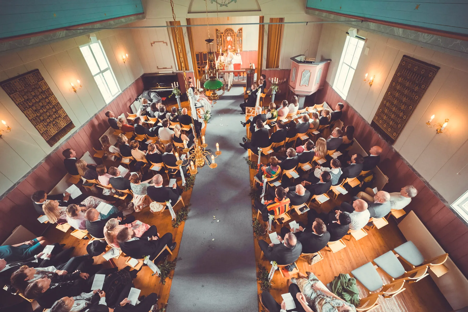 lovund kirke